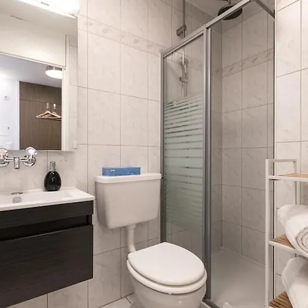 Spirit - Neben Dem Titlis - Parkplatz *